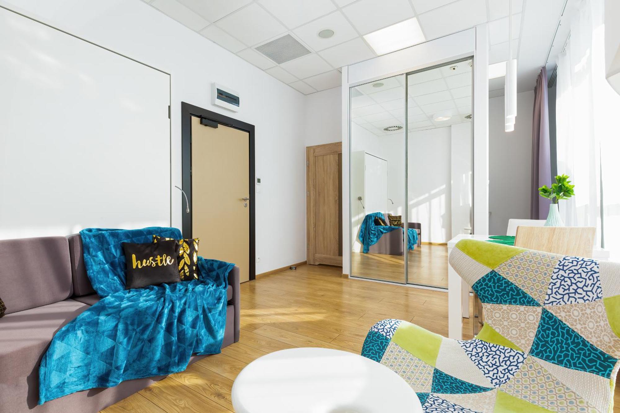 Varsovia Apartments Warsaw By Noclegi Renters Esterno foto